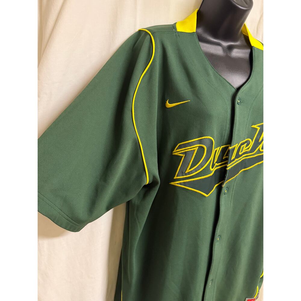 Nike Oregon Ducks Mens Jersey Size XL Extra Large Green Yellow Short Sleeve EUC - Picture 5 of 9
